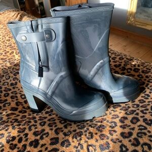 Hunter Women's Gray Heeled Rain Boots
